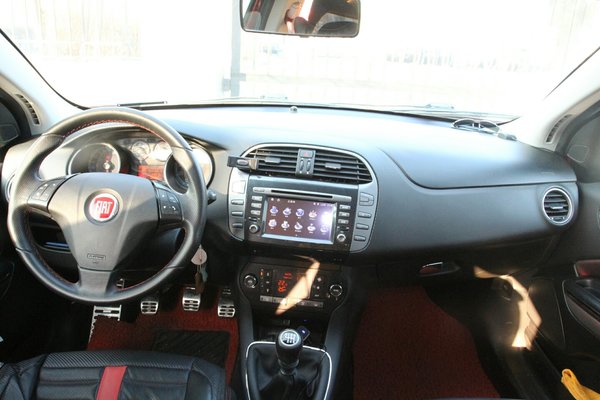 给新生闺女买车,菲亚特博悦,很合适