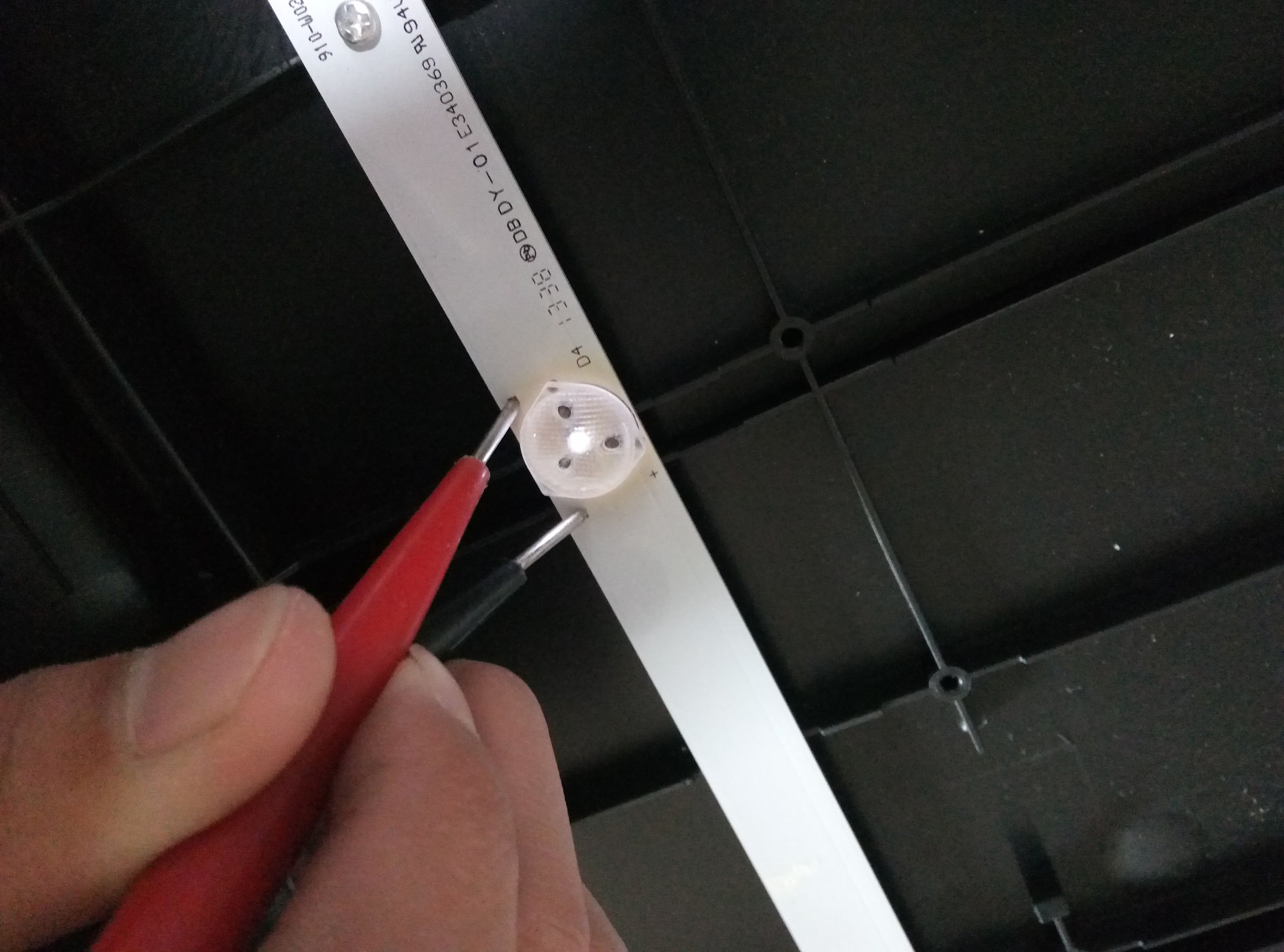 液晶电视技术维修大全,液晶电视维修拆屏器