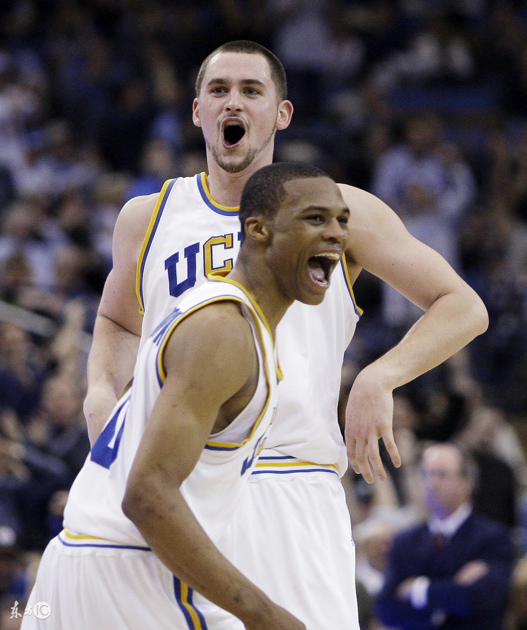 勒布朗詹姆斯在湖人有总冠军吗,湖人离冠军近吗