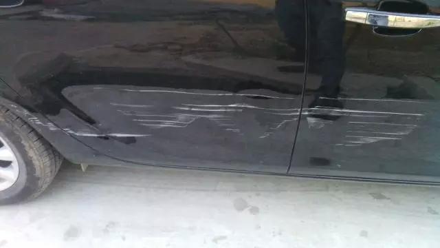 白车划痕处理小妙招,车划痕处理妙招