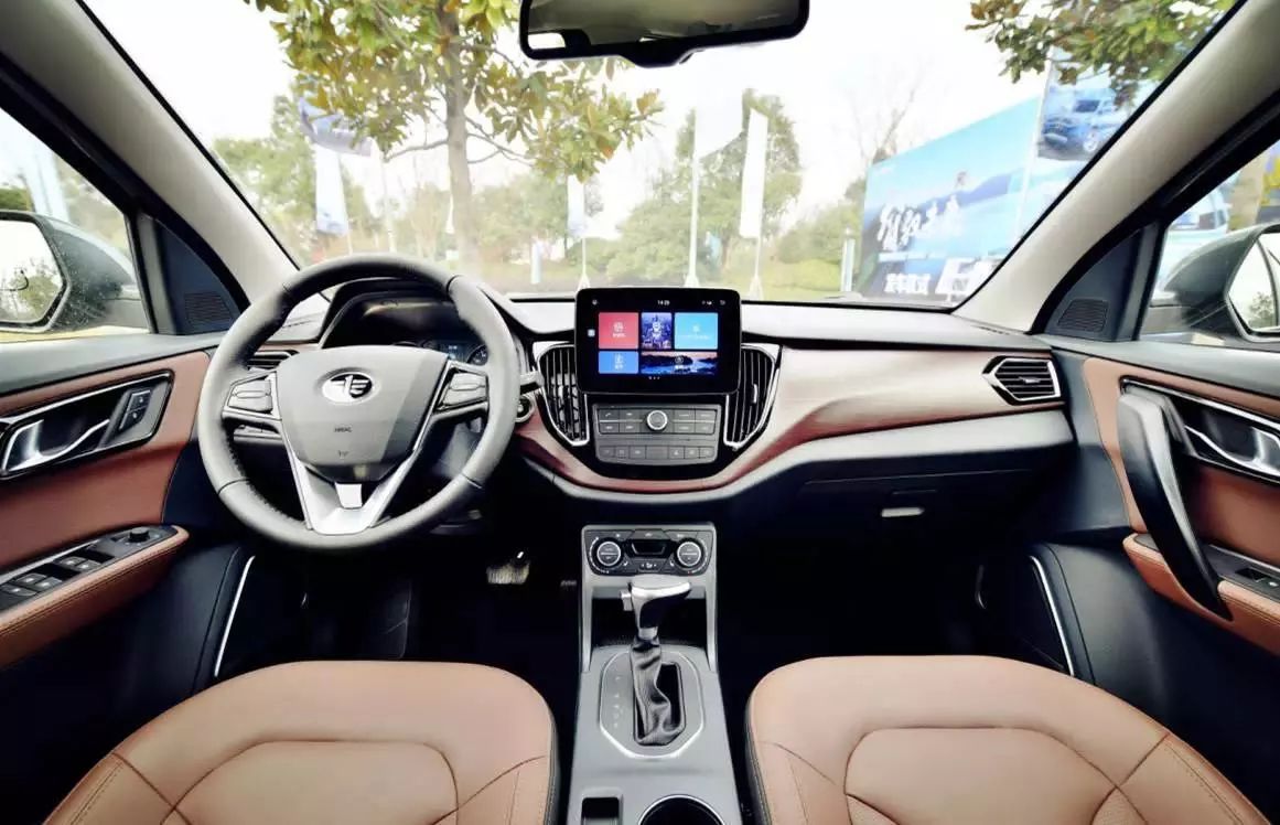 一汽小型suv森雅r7四月复产,月销量破万的车多吗