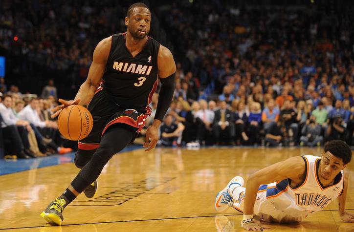 库里欧文控球技巧,欧文晃开库里