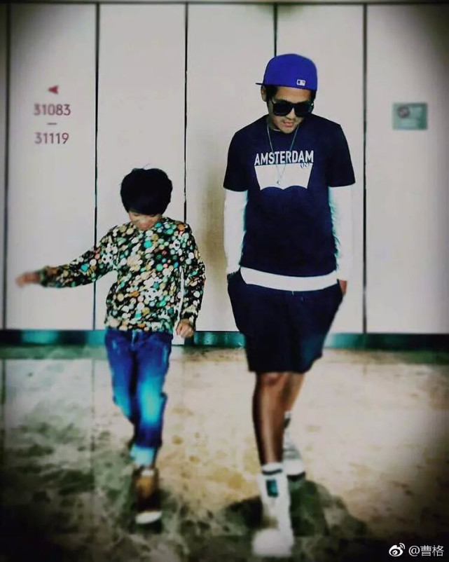 曹格joe唱歌,joe曹格祖孙三代唱歌