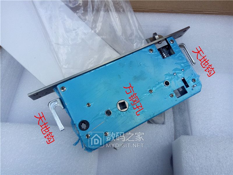 智能门锁拆解步骤,智能门锁拆解图解