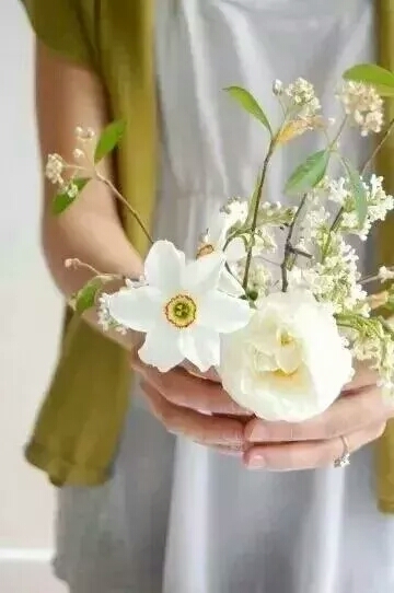 痛苦是一条河,痛苦之墙