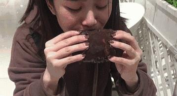 脏脏包网红食物测评,网红脏脏包里面没有爆浆