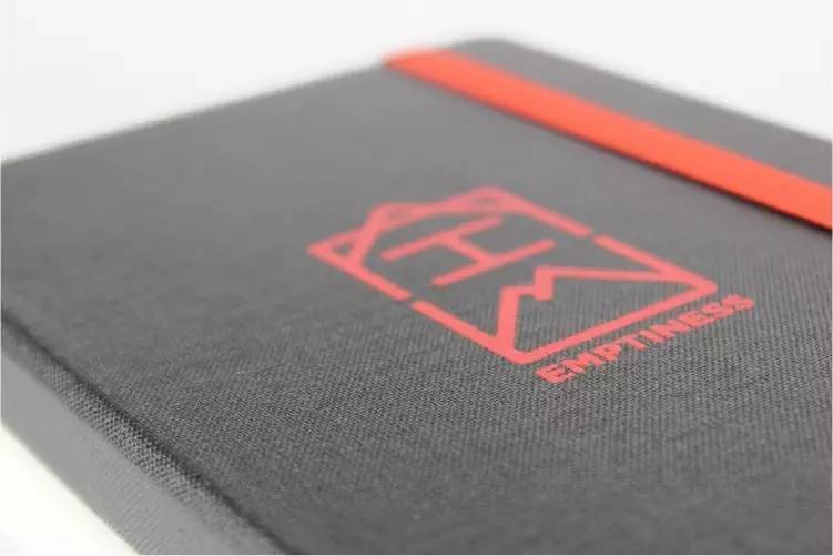 没有故事的小黑和小白