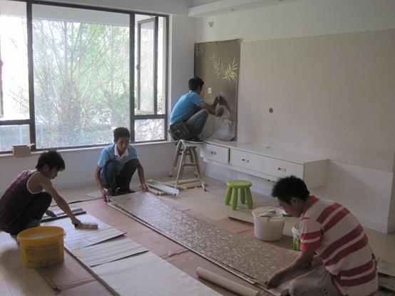 壁纸安装规范及标准,贴壁纸施工工艺