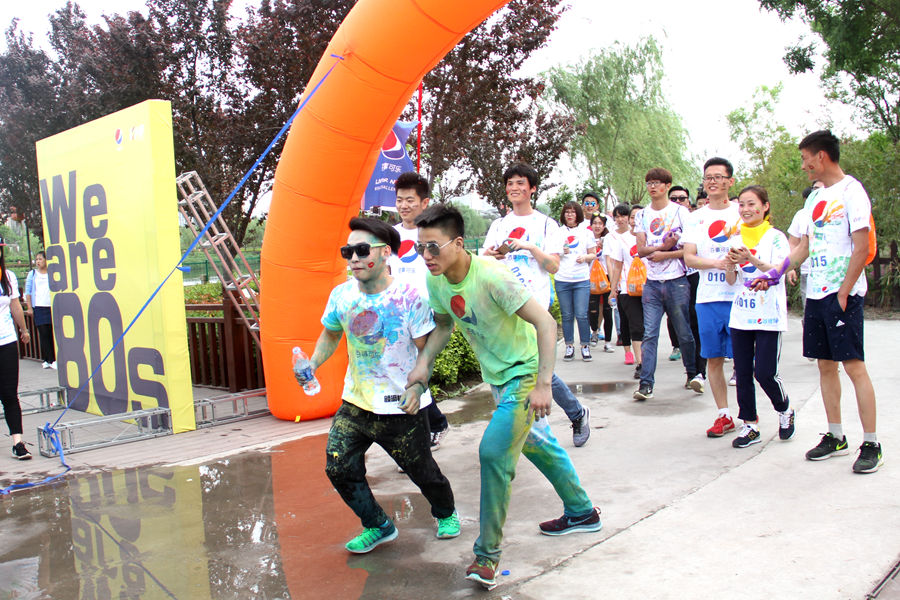 百事可乐西安不夜城活动,百事可乐西安唱歌