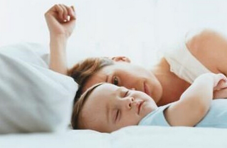 宝宝流感反复高热用药,宝宝流感发烧反复怎么办