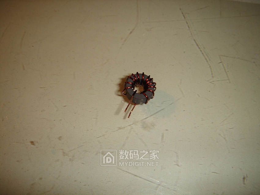 终于可以踏入短波无线电的大门了！自制小功率等幅电报收发信机