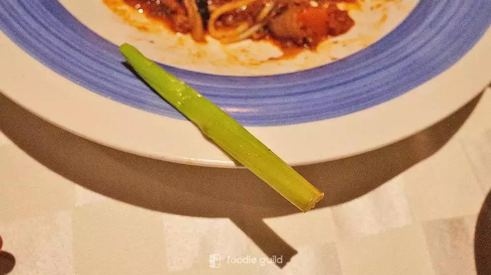 某人约会图性价比选了“西堤厚牛排”，结果吃完秒变前任……