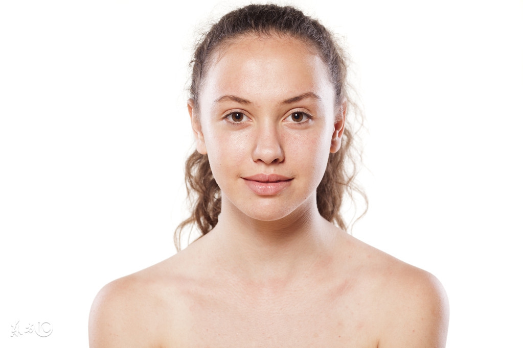 辟谣护肤界盛传的谣言,辟谣这9条护肤谣言真是害人不浅