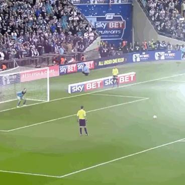 帅不过三秒能把人笑哭的爆笑足球,笑死人不偿命图