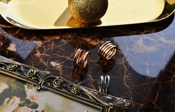 哪些人爱戴宝格丽项链,宝格丽两个小蛮腰叠戴