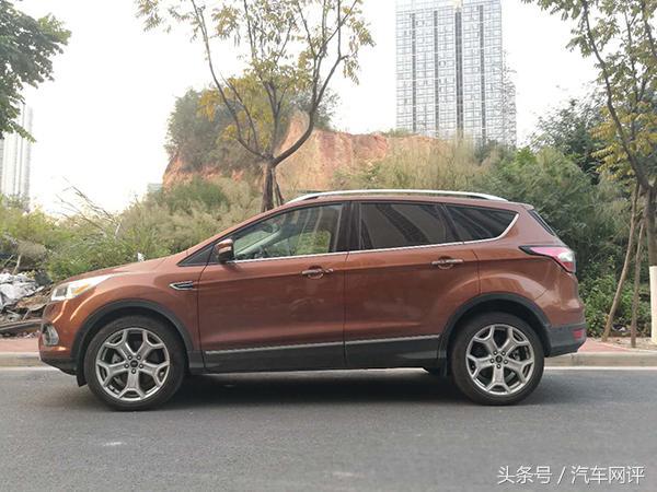 紧凑型suv福特翼虎越野评测视频,福特很有运动感的新款的suv