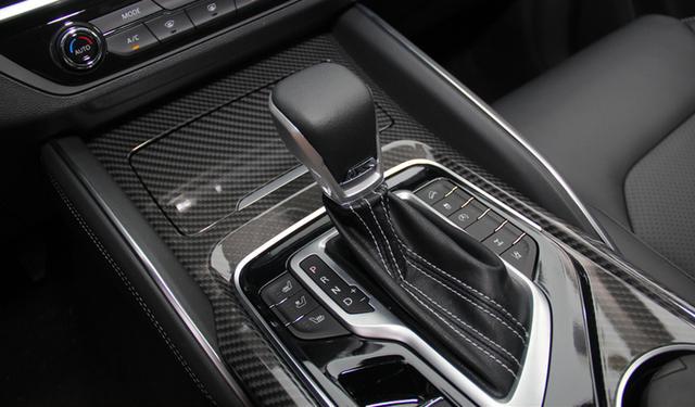 上汽大通d90pro汽油版油耗,上汽大通d90柴油版2020款