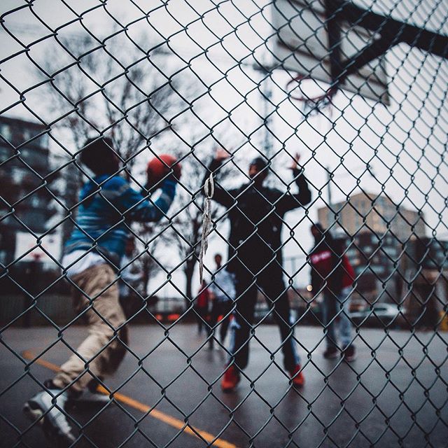 射手怎么跑位和防守,篮球射手怎么和防守拉开距离