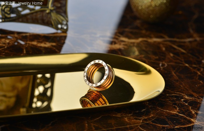 哪些人爱戴宝格丽项链,宝格丽两个小蛮腰叠戴