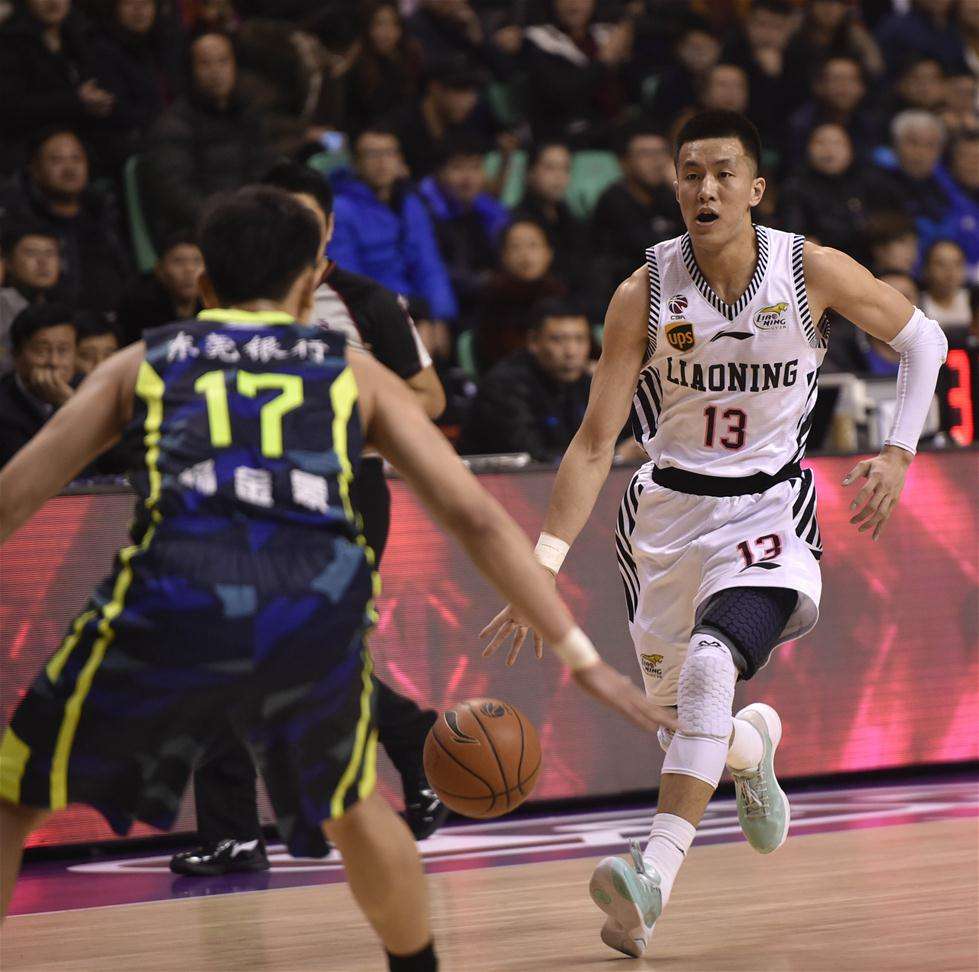 易建联18-19总决赛集锦,易建联19分对阵火箭