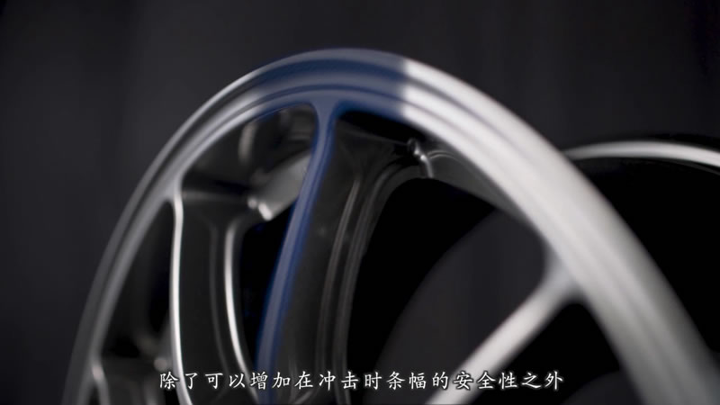 因为够执着大牌不缺席——意大利OZ推出ATS专用HYPERGTHLT轮毂