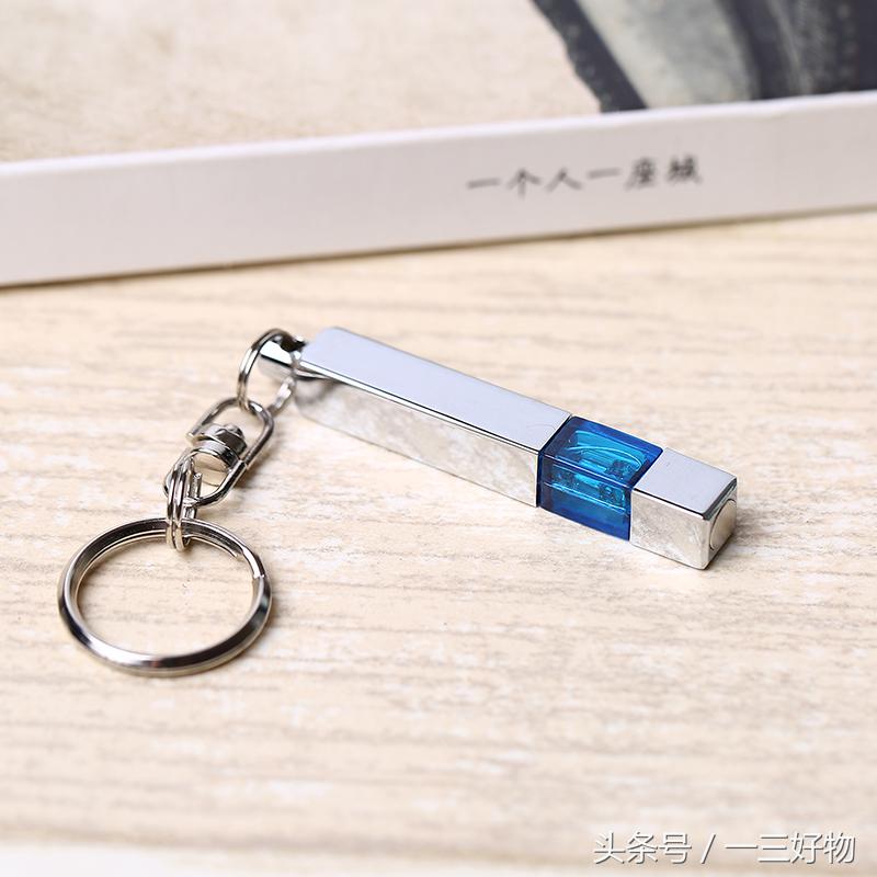 扶墙排出身上的静电,居家消除静电