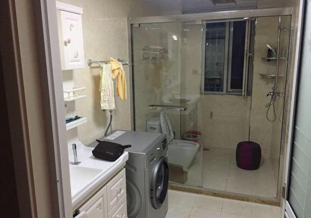 老公非要在客厅挖个地窖,客厅免打孔简易隔断