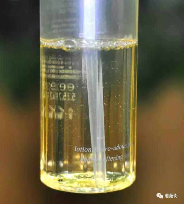 口碑最好的10种高级护肤水,雅诗兰黛和海蓝之谜哪个护肤水好