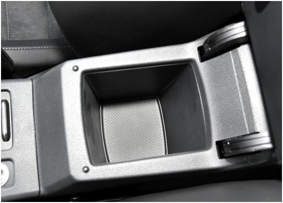 换完全新的后减震拐弯侧倾变大,更换后悬架上横向连杆总成严重嘛