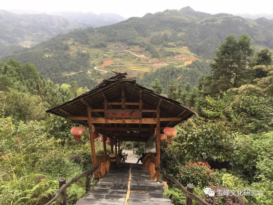 雪峰山老人,旅游扶贫雪峰山模式