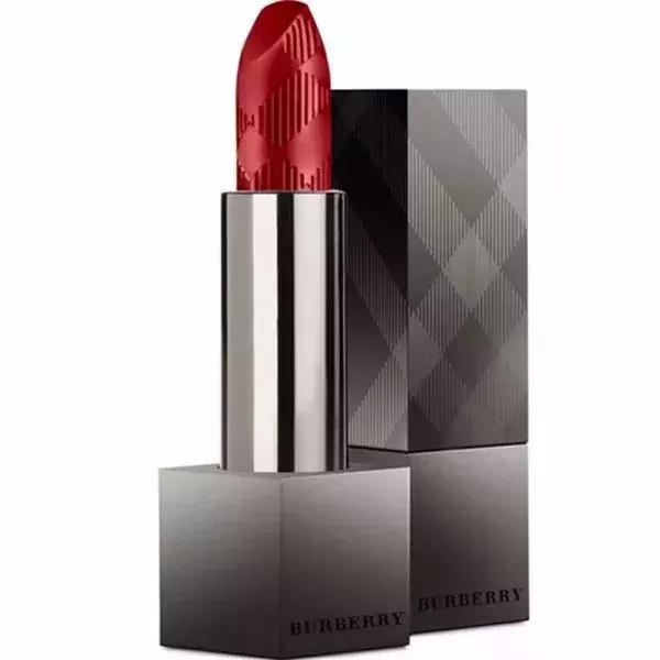 砖红色显白还是显黑,砖红色和米白色哪个显白