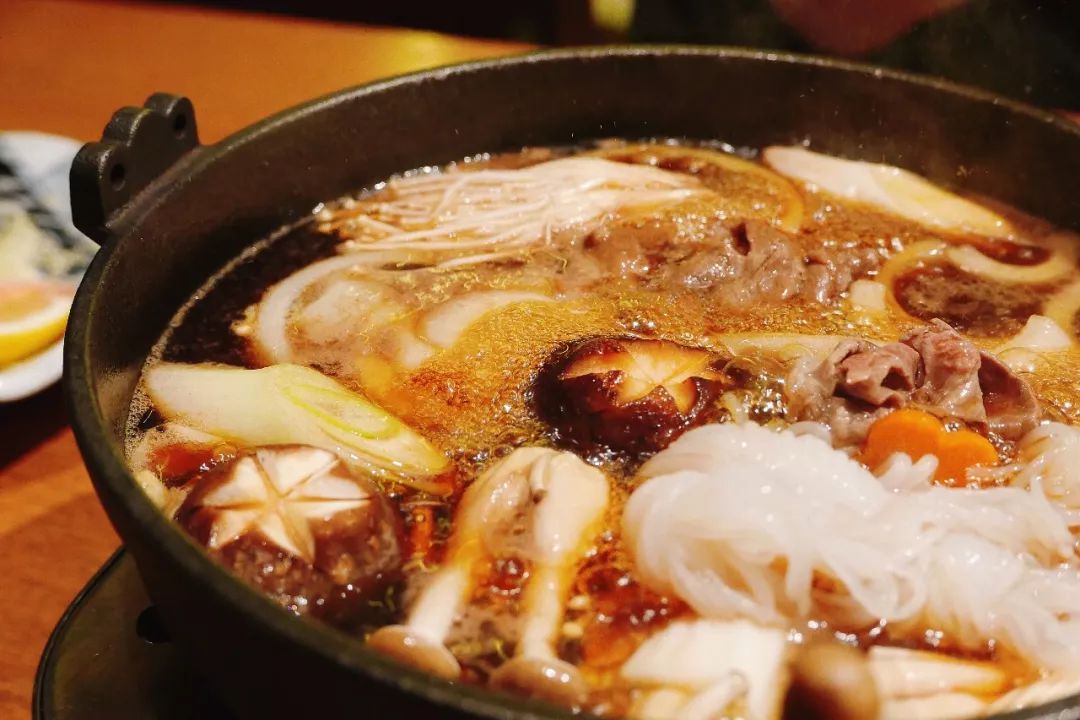 永远在限购的东京超人气泡芙棒，只开30天的魔都网红冰淇淋来杭州