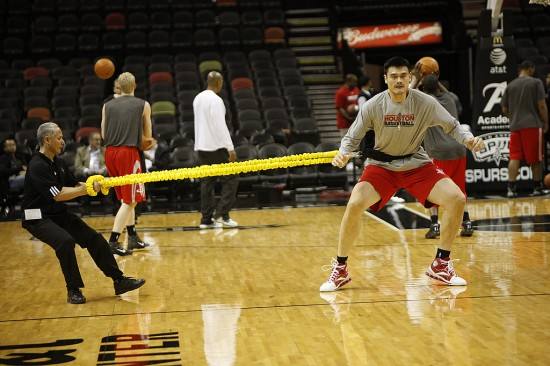 nba球员一天训练几个小时,nba球员如何利用哑铃训练