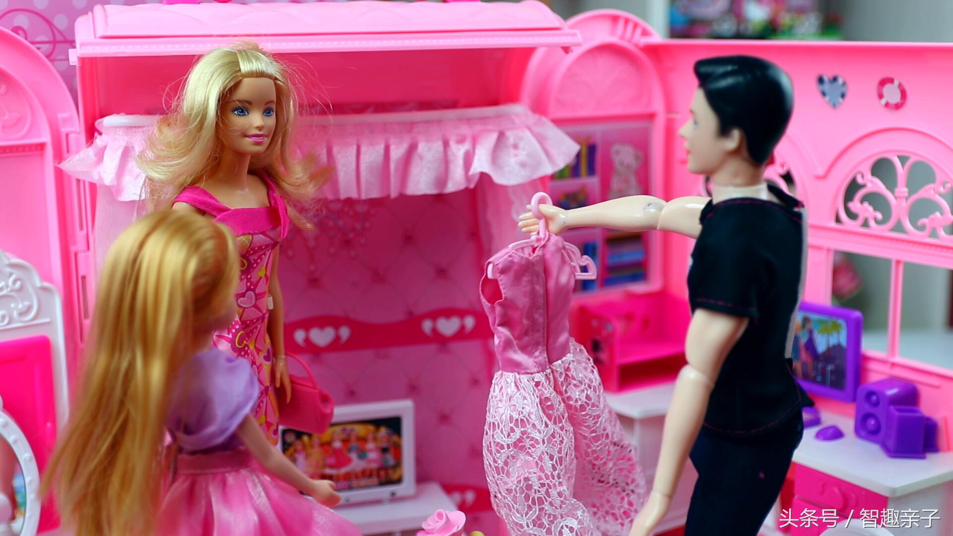 芭比娃娃过家家故事,芭比娃娃过圣诞节玩具故事