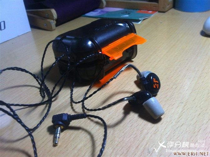 东走西顾--铁面骑士IE80，当家旗舰W4R，旧日王榭X10