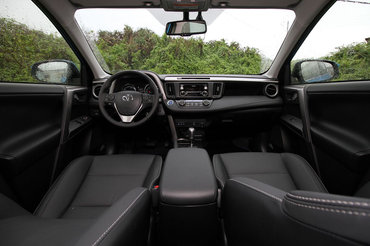 toyotarav42022,toyotarav4老款蓝色