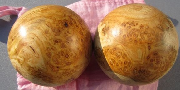 佛珠手串用什么木质最好,木佛珠手串有什么作用和功效