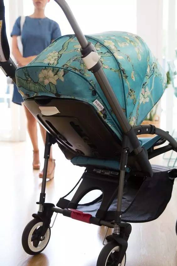 一手婴儿车，一*狗手**，这样的老公什么时候才有？