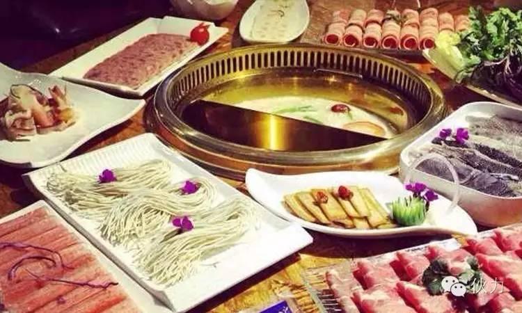 你要是醒着，整座城市陪你失眠 |武汉的11家深夜食堂