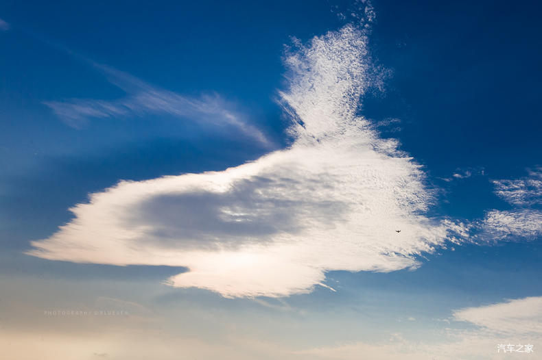 家乡之美美篇,家乡之美原唱完整版