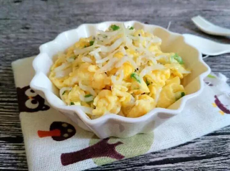 都说吃鱼会变聪明是真的吗,小孩子吃哪种鱼比较合适