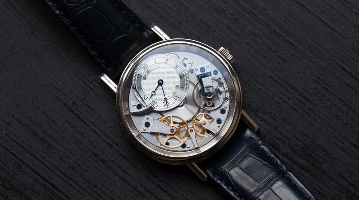 新精工五号手表表镜什么材质,天梭手表表镜什么材质