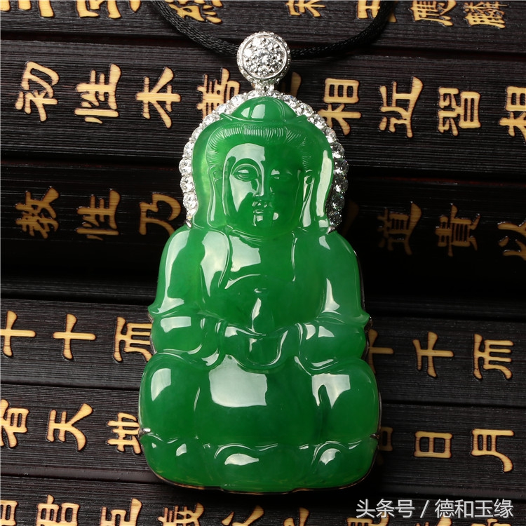 翡翠的收藏价值及升值空间,观唐翡翠值得购买吗