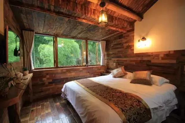 一城一色の人有德行，如水至清-德清