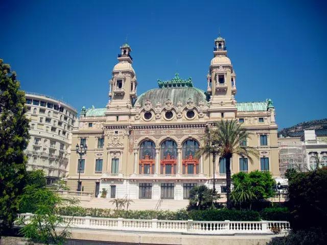 法国纪行—摩纳哥（看看F1赛道，欧洲*场赌**和摩纳哥王妃）