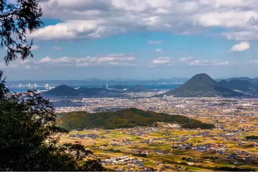 鍥涘浗宀涚箒浣撳瓧,鍥涘浗宀涙湁鍝簺浼犺