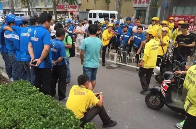 特稿:冒犯者张旭豪