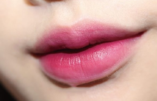 平价口红秋冬红棕色,平价唇膏口红黄黑皮试色