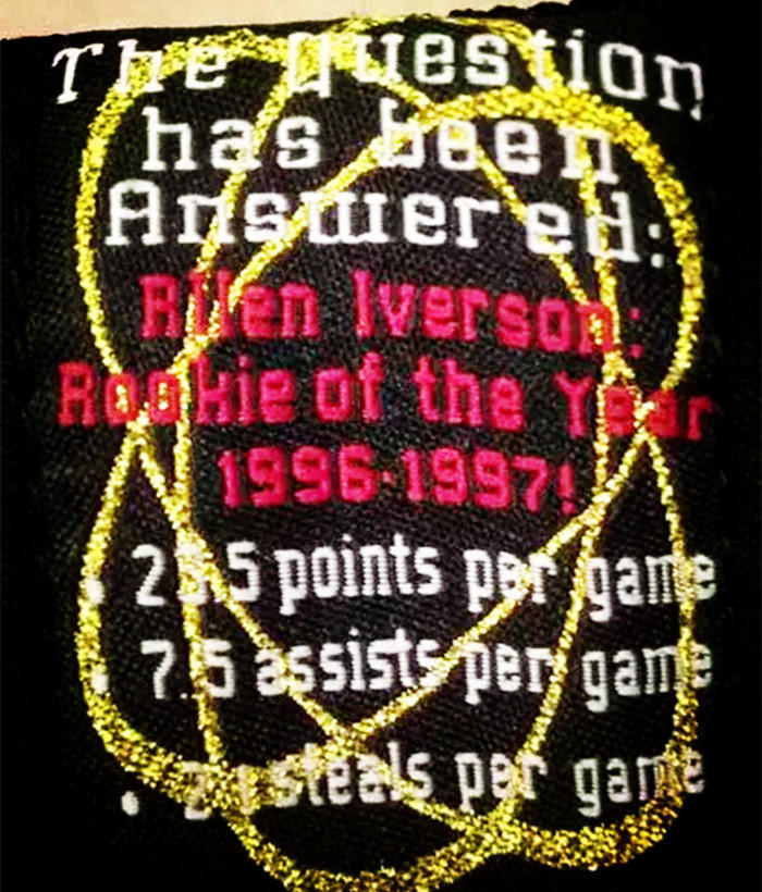 科比黑曼巴LOGO为什么这样设计