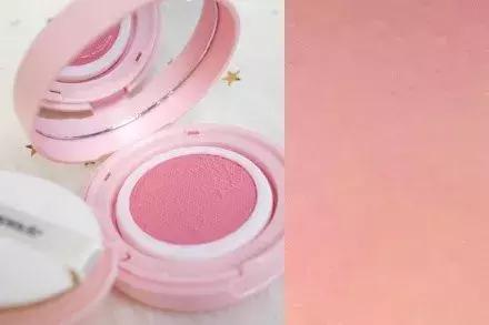 章子怡一身粉色系少女感满满,章子怡清爽有气质宛如18岁少女